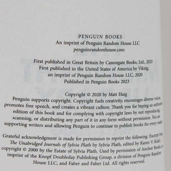 The Midnight Library by Matt Haig 2020 Paperback Novel