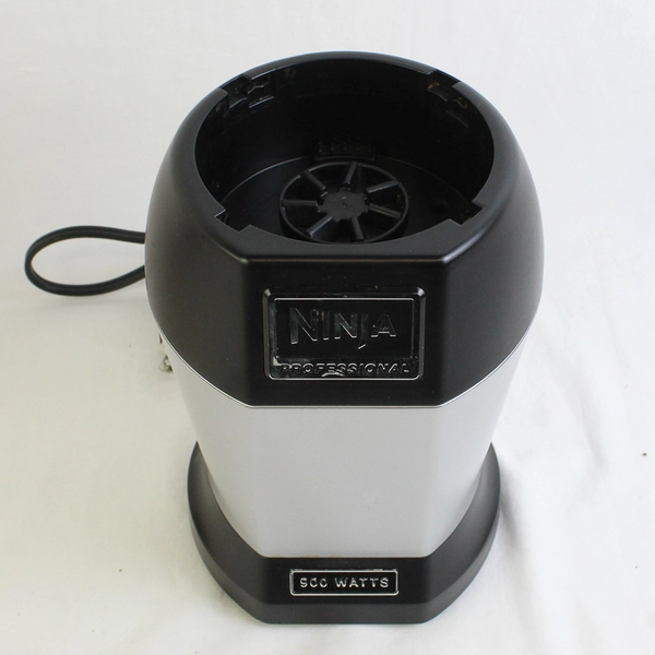 Nutri Ninja Pro 900W Personal Blender Black/Silver + 5 Cups 4 Lids Used