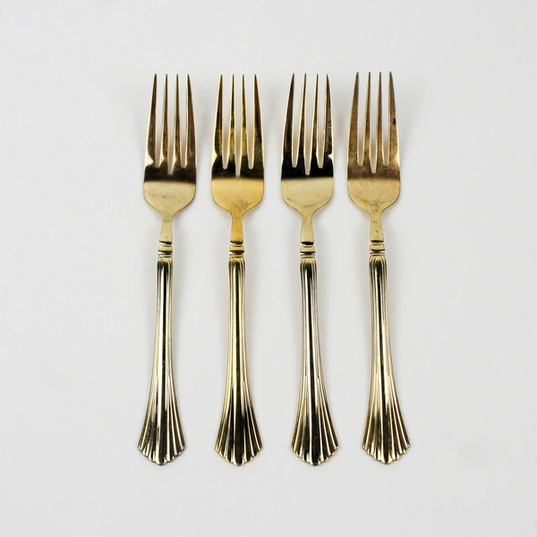 Set of 4 Cambridge Silver Stainless Tracy Pattern Gold Electroplate Dinner Forks
