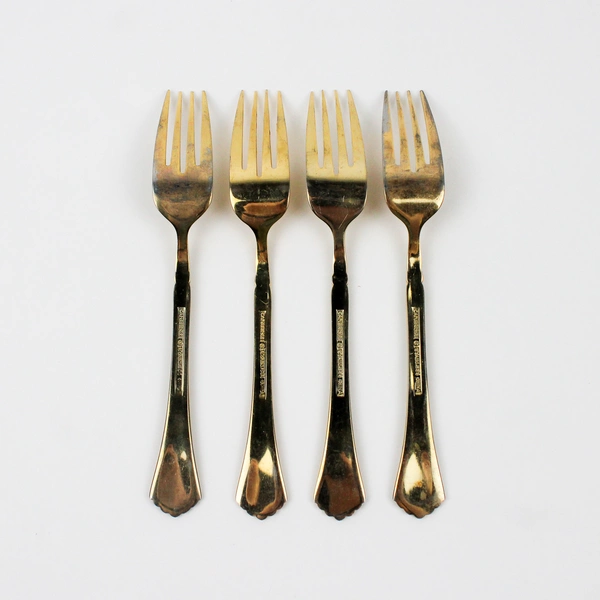 Set of 4 Cambridge Silver Stainless Tracy Pattern Gold Electroplate Dinner Forks