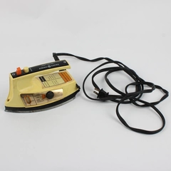 Vtg GE General Electric Light N Easy Steam Surge Iron Vintage BO1 F200