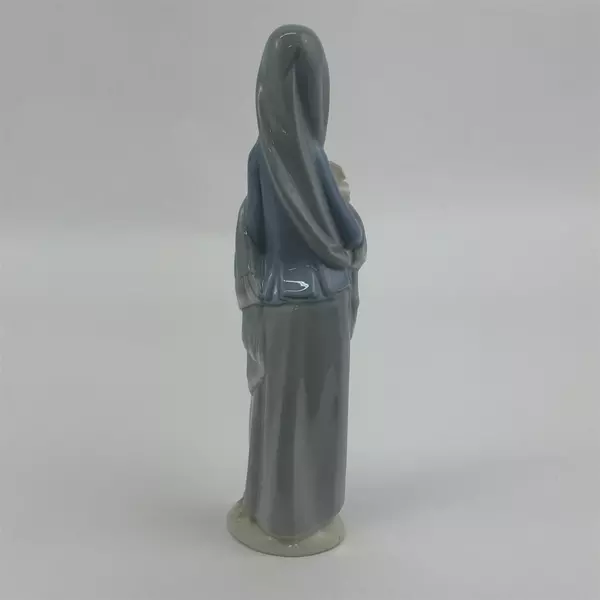 Lladro Porcelain Valencia Spain 4650 Girl With Calla Lilies 9 1/8" Figurine 1969