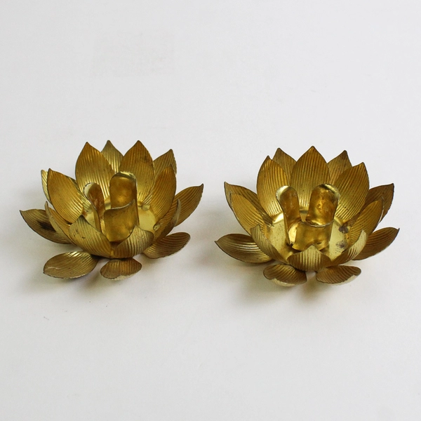 Pair of Vintage Gold Tone Metal Lily Pads Candle Holders, made in Japan