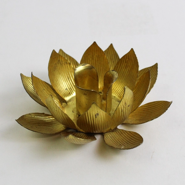 Pair of Vintage Gold Tone Metal Lily Pads Candle Holders, made in Japan