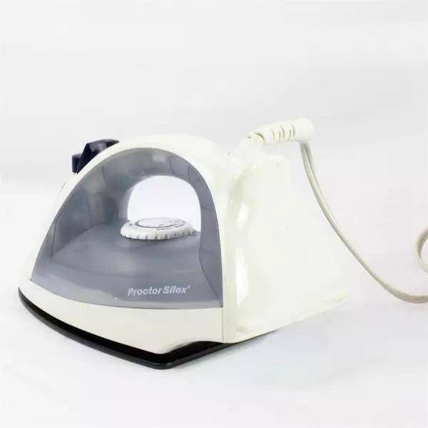 Proctor Silex 17150Y Non-Stick Steam Iron Lightweight