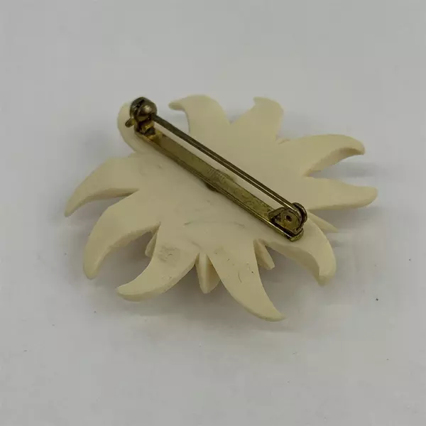 Vintage Ceramic Sunflower Brooch 2 Inch Diameter