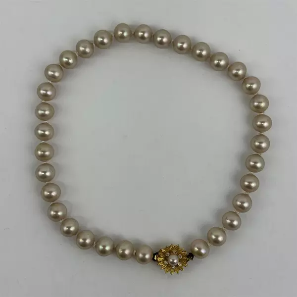 14" Vintage Box Clasp Faux Pearl Choker Necklace