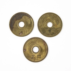 Lot of 3 Japanese 5 Yen Circulated Brass Coins Showa 1950 1969 1974