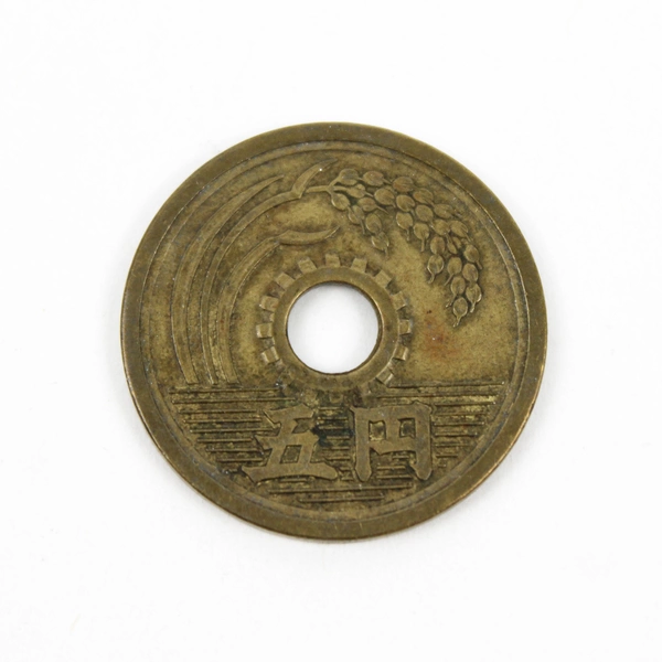 Lot of 3 Japanese 5 Yen Circulated Brass Coins Showa 1950 1969 1974