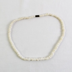 Vintage White Puka Shell Necklace Screw Clasp 17"