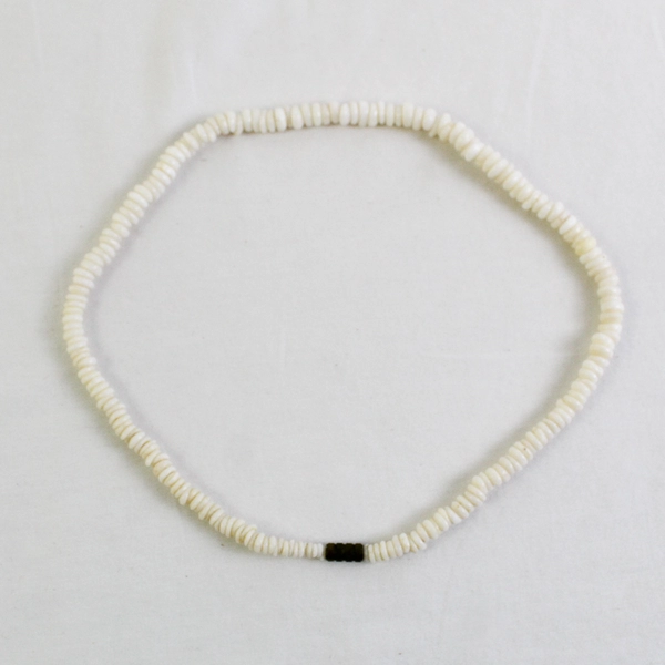 Vintage White Puka Shell Necklace Screw Clasp 17"