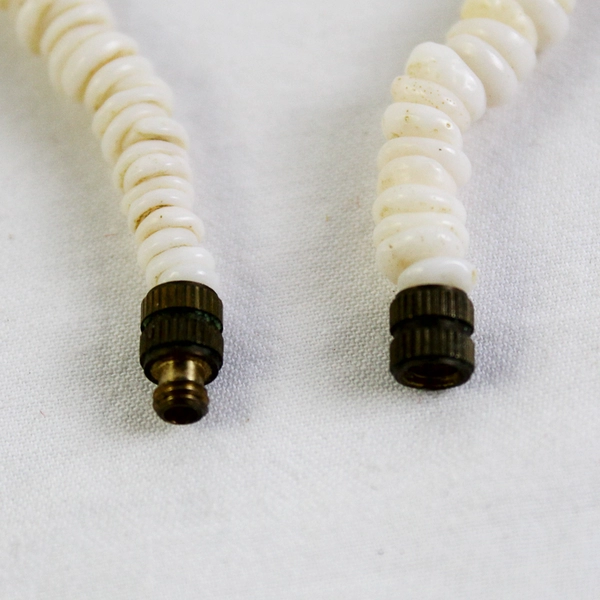 Vintage White Puka Shell Necklace Screw Clasp 17"