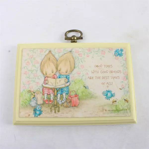 Vintage Hallmark Wooden Wall Plaque "Good Friends" 4.5x3.25