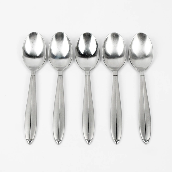 Lot of 5 Cambridge Silver CBS46 Pattern Oval Soup Spoons Stainless 7.75 Inches