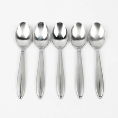 Lot of 5 Cambridge Silver CBS46 Pattern Oval Soup Spoons Stainless 7.75 Inches