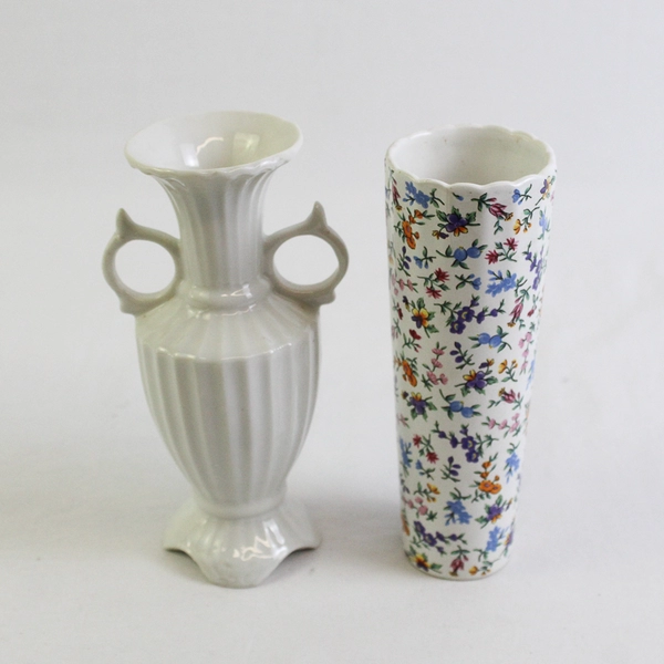 Lot of 2 White Bud Vases Chintz Floral Style Victorian Elegant