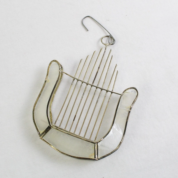 Lot of 2 Unbranded Instrument Ornaments Guitar and Capiz Shell Harp