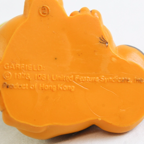 Vintage United Feature Syndicate Garfield 2" PVC Figurine 1978