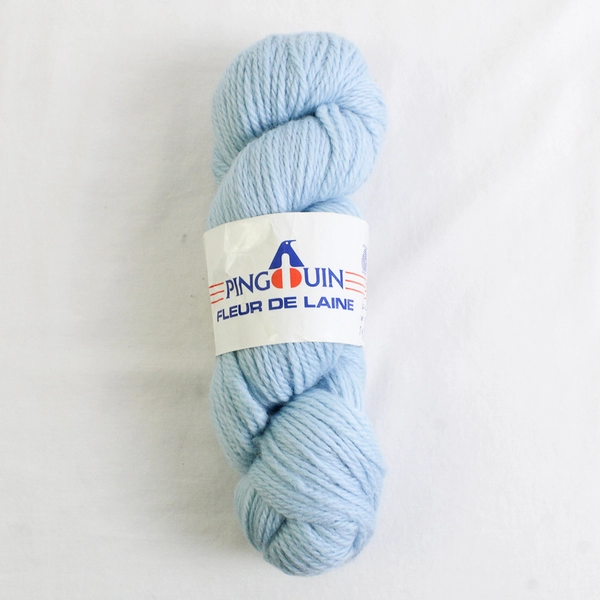 Pinguin Fleur De Laine 100% Wool Yarn Light Blue 182yd 100g