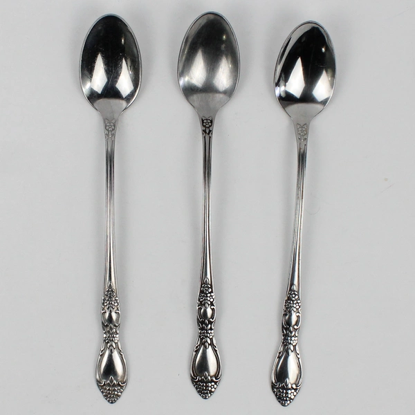 Lot of 3 Oneida Silver Wm A Rogers Deluxe Huntington Pattern Iced Tea Spoons