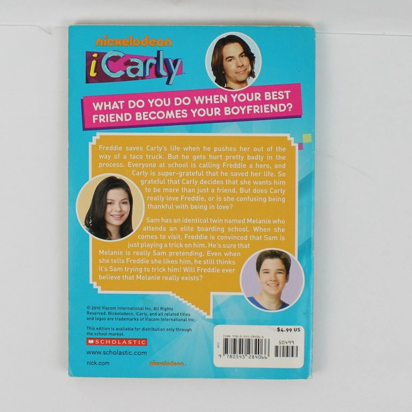Nickelodeon iCarly Book #7 Titled iSaved Your Life by Aaron Rosenberg 2010 PB