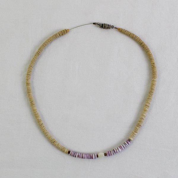 Vintage Purple and Off-White Shell Heishi Bead Choker Necklace 15"