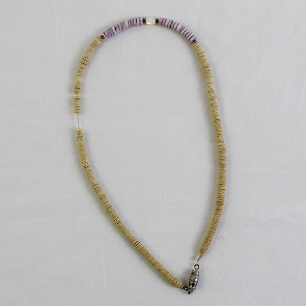 Vintage Purple and Off-White Shell Heishi Bead Choker Necklace 15"