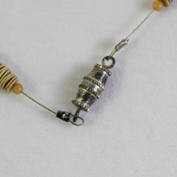 Vintage Purple and Off-White Shell Heishi Bead Choker Necklace 15"