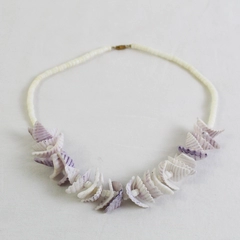Vintage White and Purple Puka Shell Necklace Screw Clasp 17"