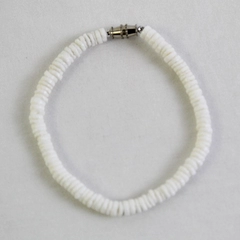 White Puka Shell Bracelet Screw Clasp 7 3/4"
