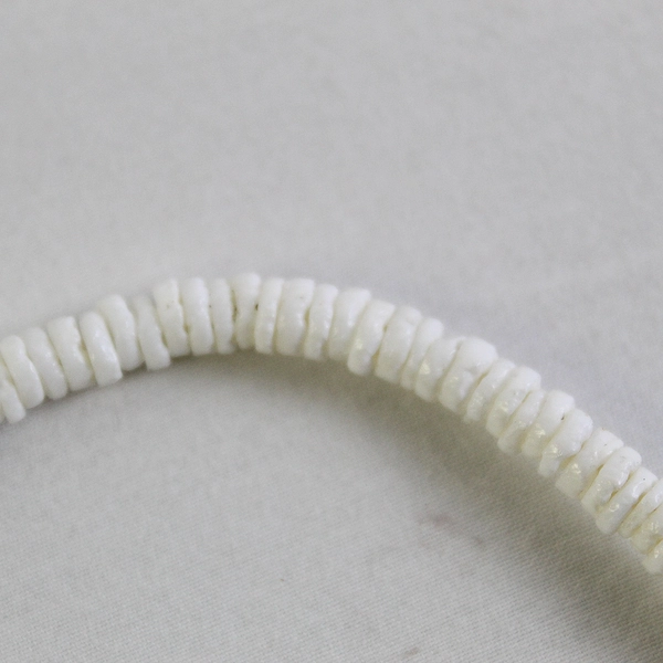 White Puka Shell Bracelet Screw Clasp 7 3/4"