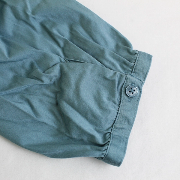 Van Heusen Studio Solid Blue Long Sleeve Button Up Collared Shirt Womens Size XS