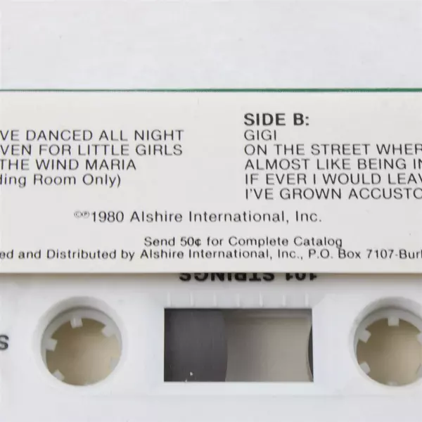 Lot of 2 Cassettes 101 Strings Lerner and Loewe 1980 & The Piano, The Passion 2