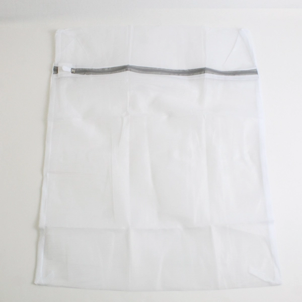 Lot of 3 Mesh Storage Laundry Bags, Zipper Tops, Assorted Sizes