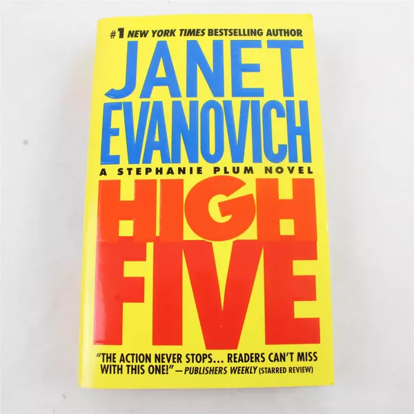 High Five (Stephanie Plum No. 5) Janet Evanovich Paperback 