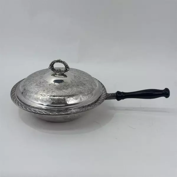 Vintage WM Roger & Sons Silverplated Spring Flower Chafing Dish And Lid 2075