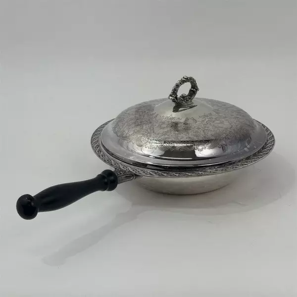 Vintage WM Roger & Sons Silverplated Spring Flower Chafing Dish And Lid 2075