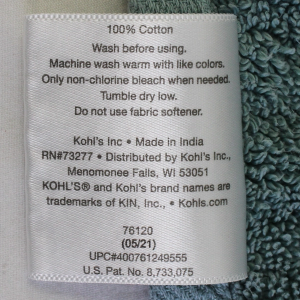 Kohl's Inc Sonoma Solid Teal/Blue Color Bath Towel 100% Cotton 27.5" x 50.5"