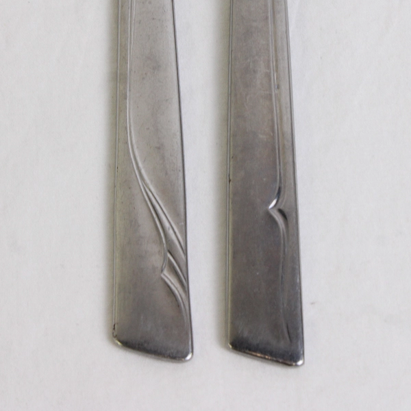 Lot of 5 Oneida Silver Oneidacraft Profile Stainless Pattern Knives Slanted