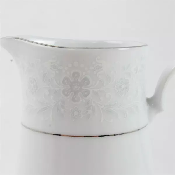 Crown Ming Fine China Queen's Lace Jian Shiang Creamer 4.5" Porcelain