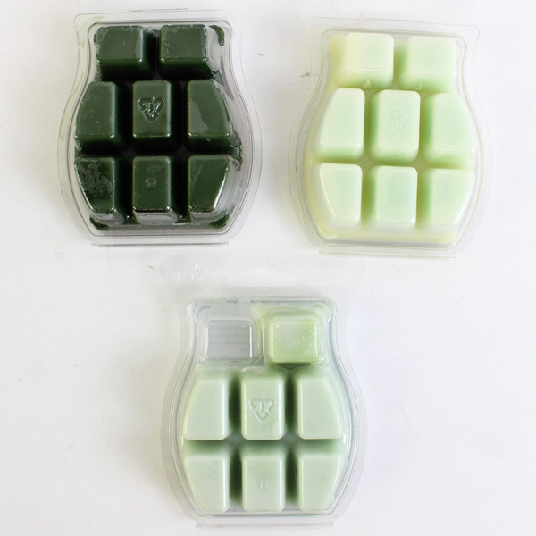 Lot Of 3 Authentic Scentsy Melts 2.6 Oz Iridescent Pearl, Aloe Cucumber, Plaid