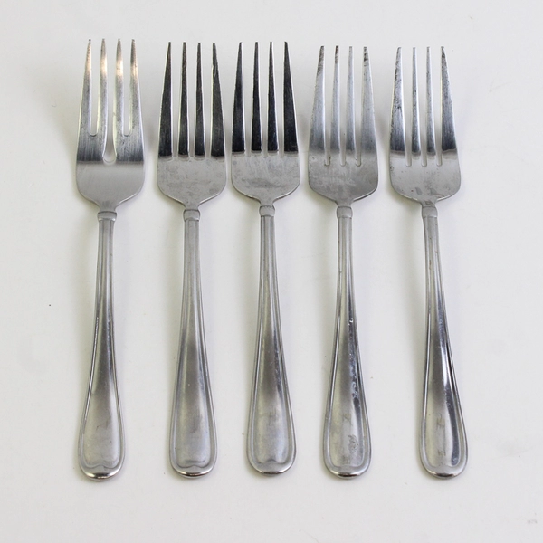 Lot Of 5 Cambridge Silver Allure Salad Forks Two Styles Indented & Non Indented