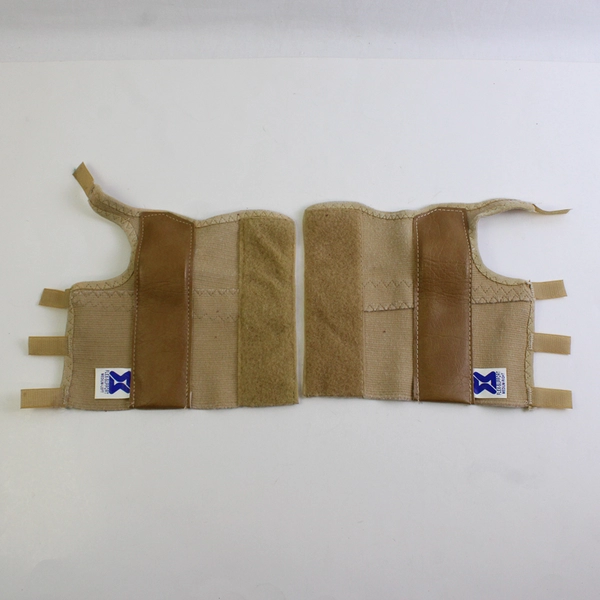 Set of 2 Flex-Support Size M Left and Right Wrist Brace Elastic and Faux Leather