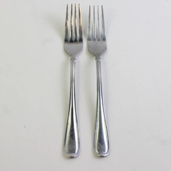 Lot Of 2 Cambridge Silver Allure Sand Dinner Forks 8 Inches Good