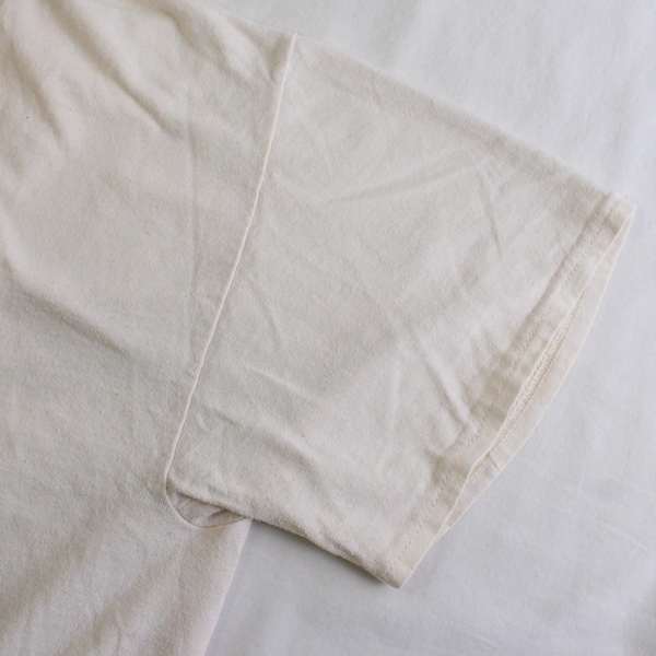 Gildan Unisex L Off-White World Famous BBQ Lockhart Texas Short Sleeve T-Shirt