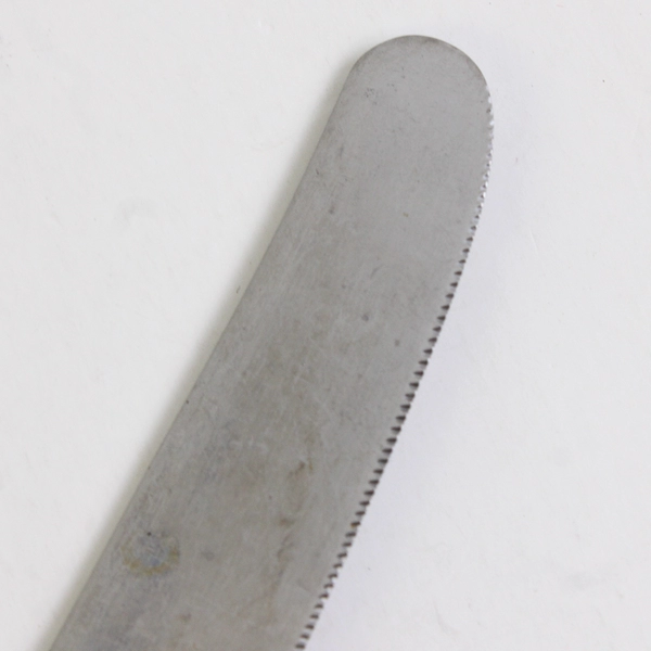 Lot of 2 Libbey Stainless Steel LYF9 Dot Pattern Hollow Dinner Knives 8.75" Rare