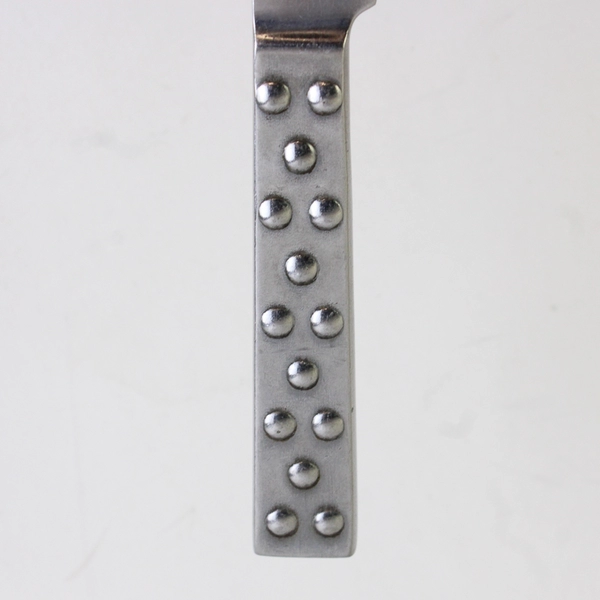 Lot of 2 Libbey Stainless Steel LYF9 Dot Pattern Hollow Dinner Knives 8.75" Rare