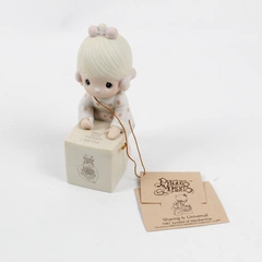 Enesco Precious Moments Collector Club Figure “Sharing Is Universal” 1987 E-0007