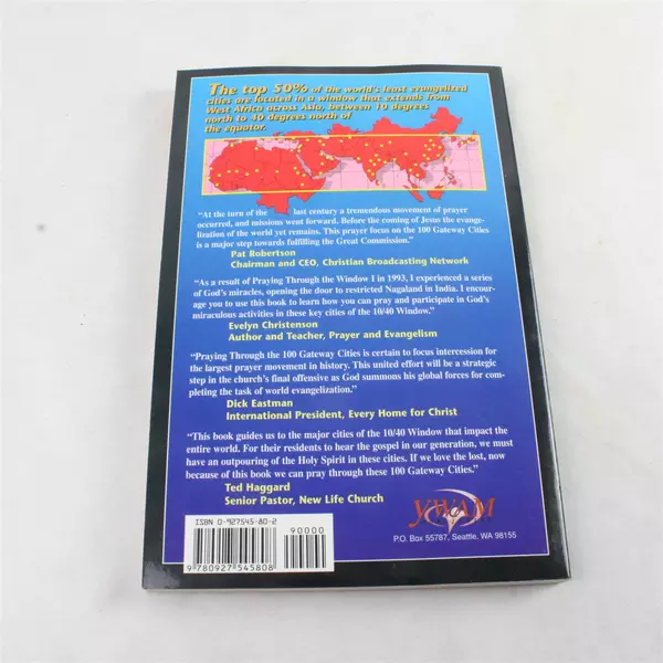 Praying Through the 100 Gateway Cities of the 10/40 Window Paperback Devotional