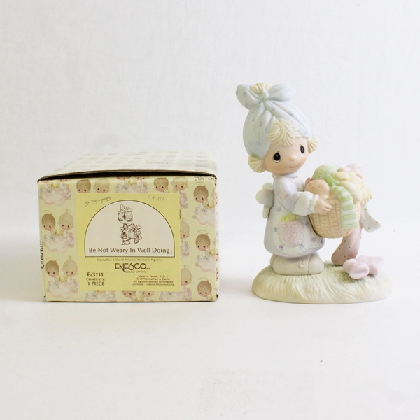 Enesco Precious Moments Figure “Be Not Weary In Well Doing” 1979 E-3111 Dove